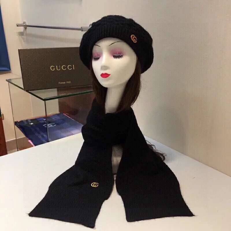 gucci hat and echapres set s_12651642